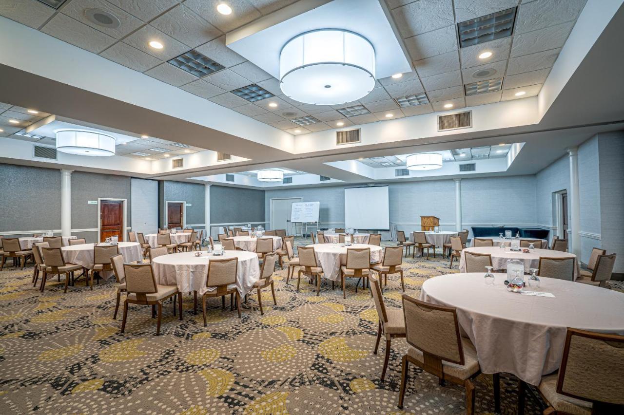 Holiday Inn Huntsville - Research Park By Ihg Екстериор снимка